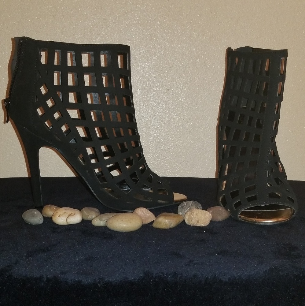 Bebe Booties
